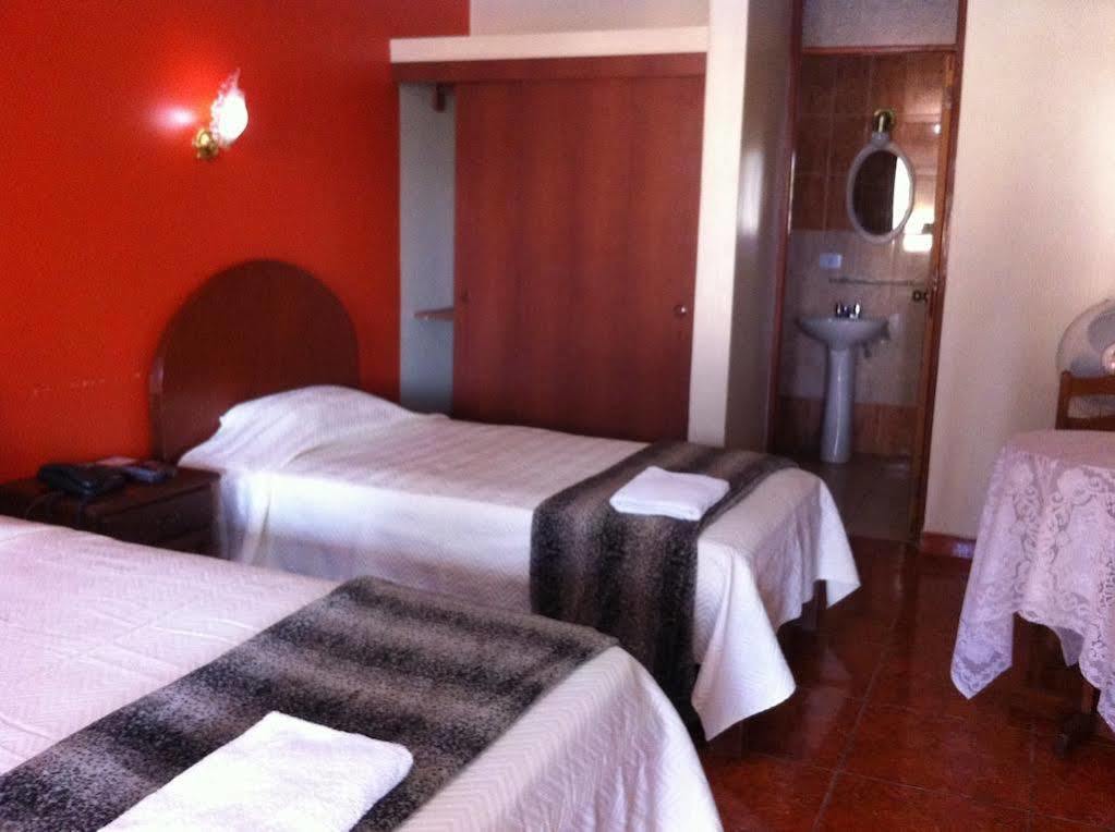 Hotel Villa De Valverde Ica Esterno foto